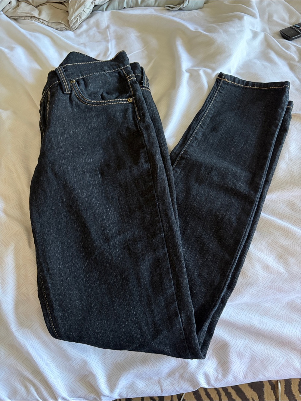 Women's Dark Slim Straight James Jeans - 25